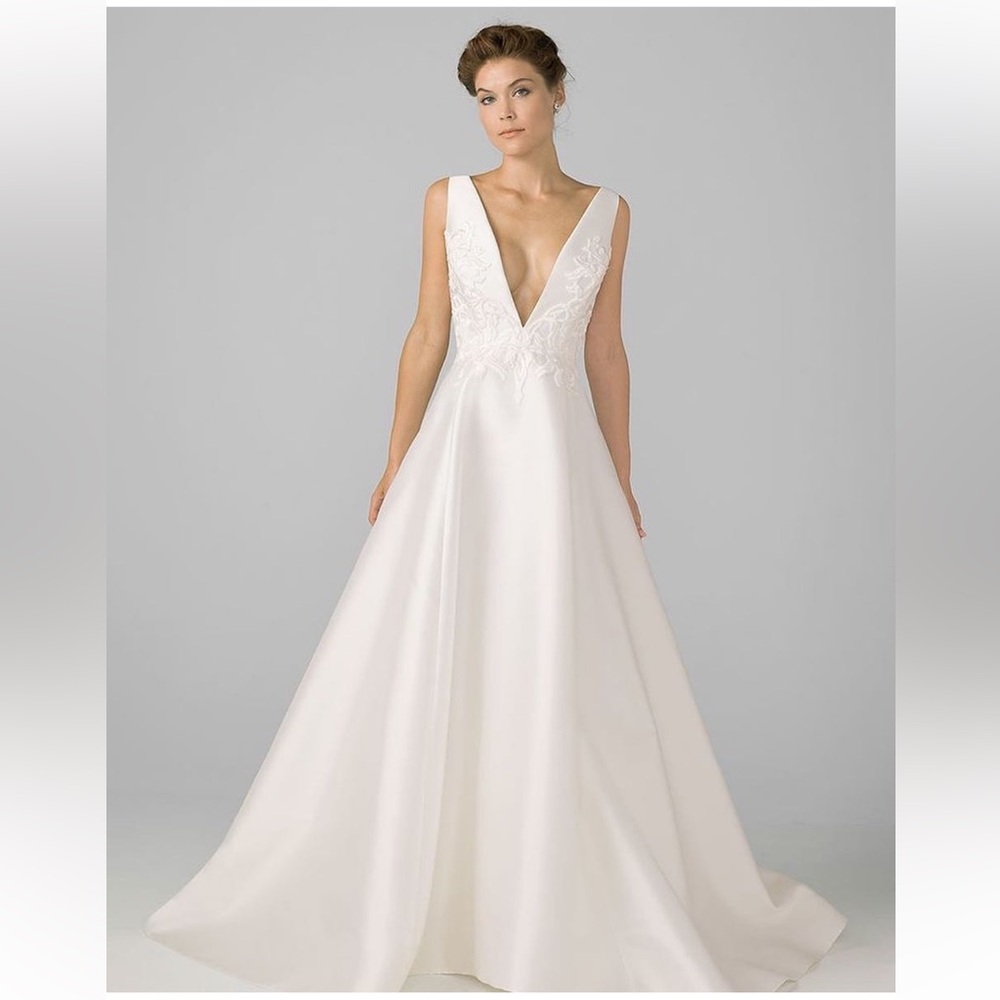 Azul by Liancarlo A-line plunging silk gown from his couture collection. Size 12